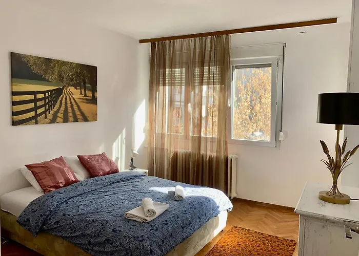 Star Apartment